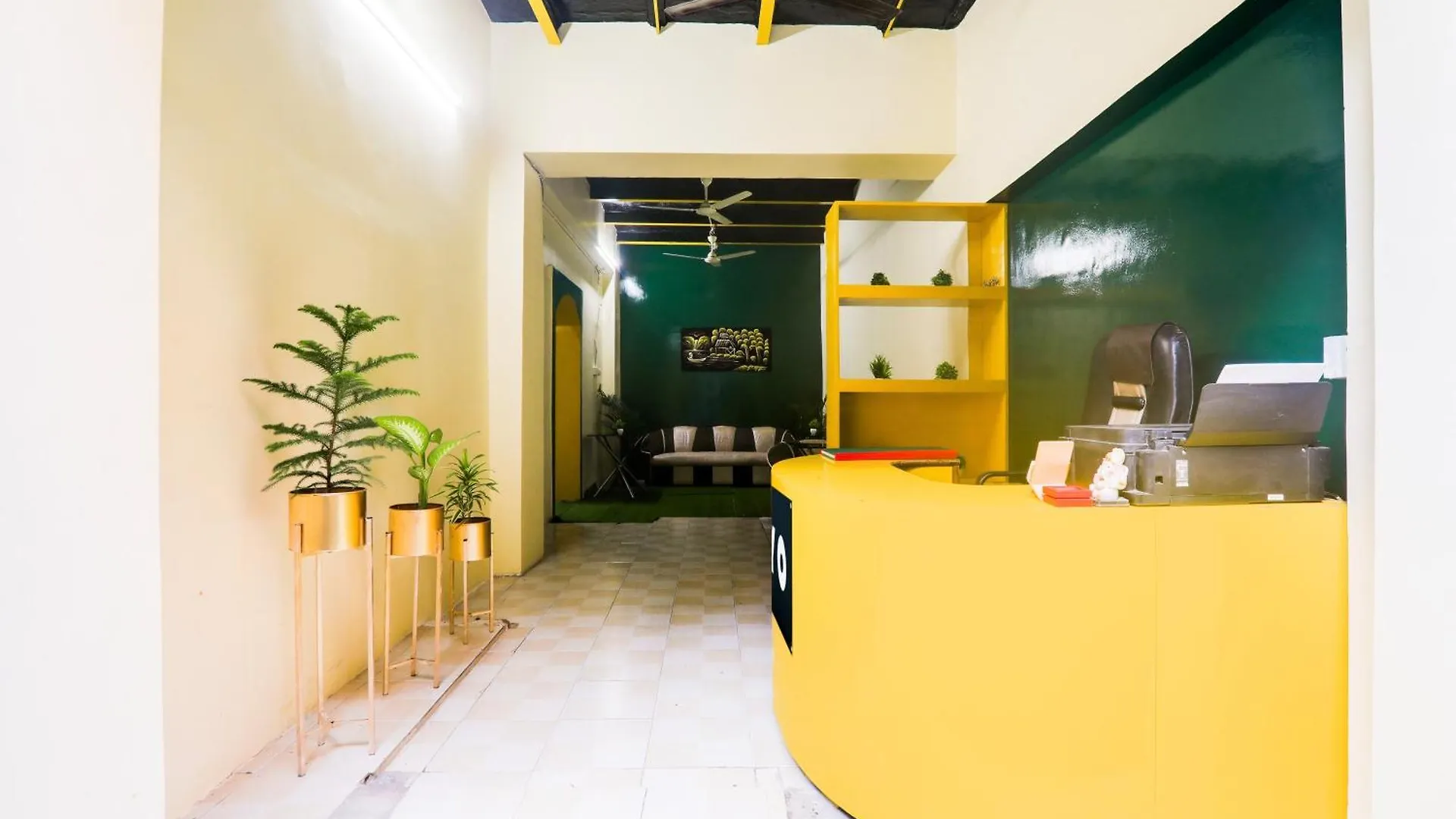 ***  Hotel O Kashi Paradise Maidagin Varanasi By Clovetree Índia
